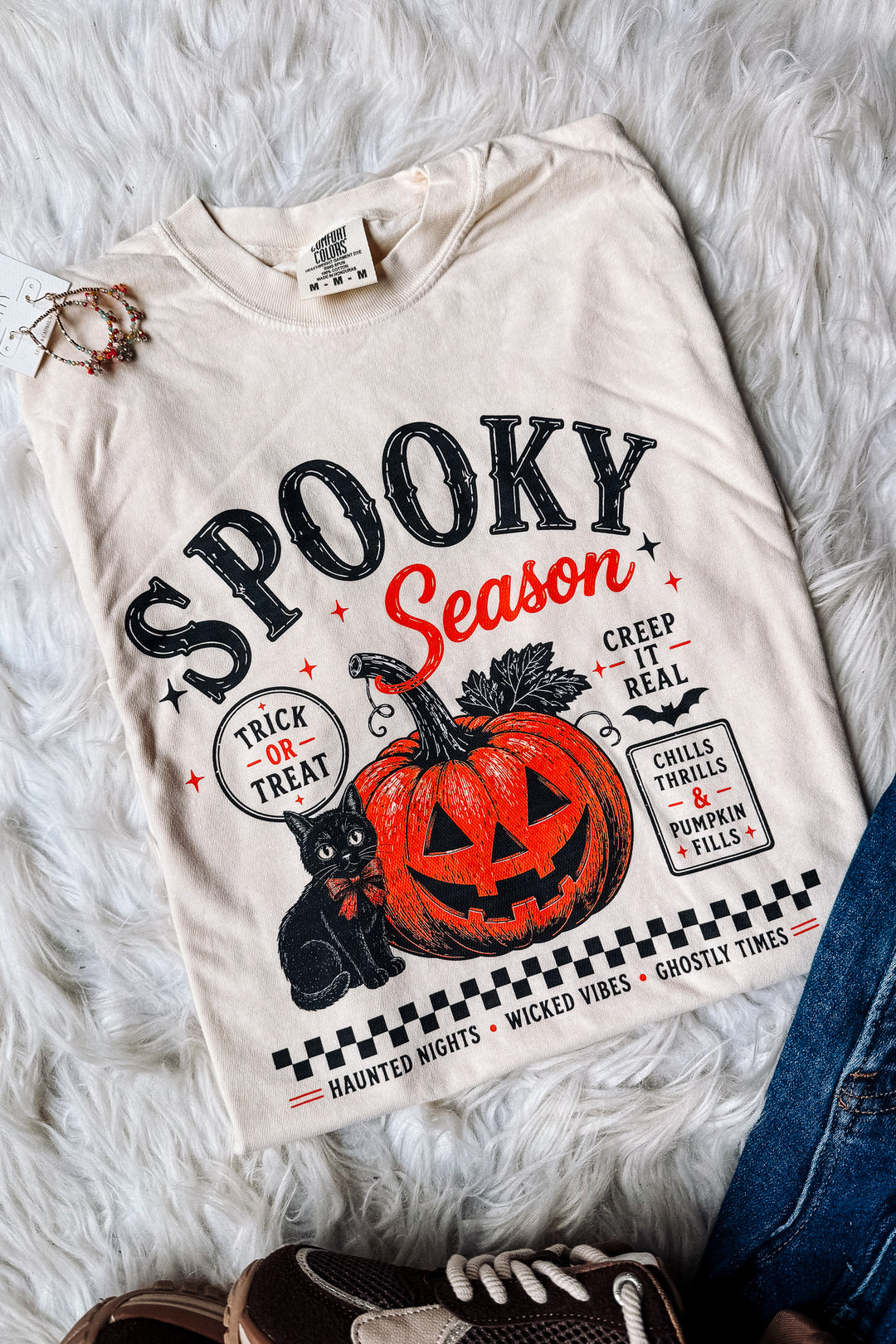 Tricky or Treat Spooky Season Graphic Tee - Ivory