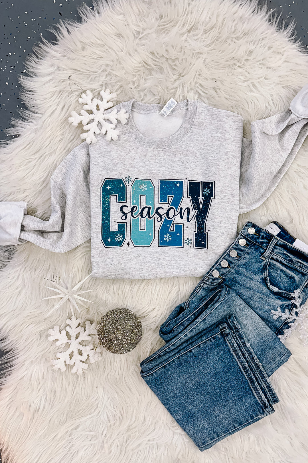 Winter Cozy Season Graphic Sweatshirt - Ash Grey
