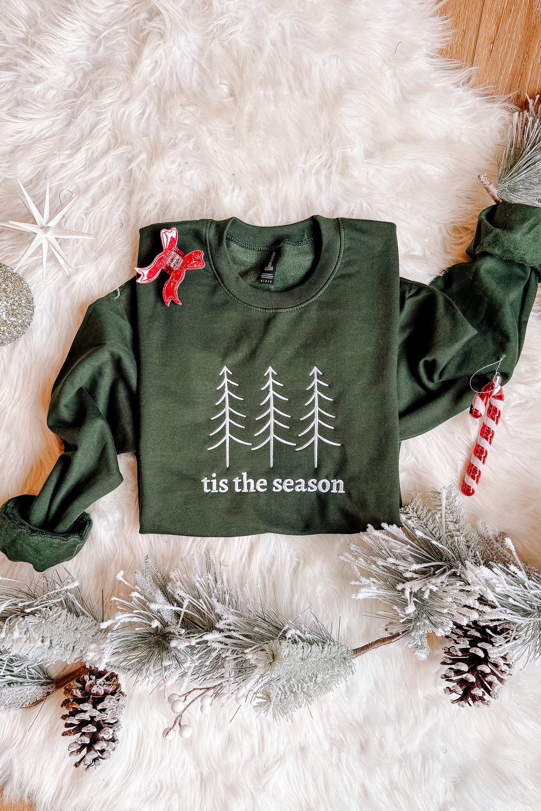 Tis The Season Embroidered Sweatshirt - Forest Green