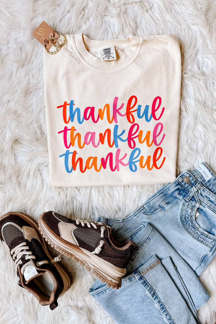 Colorful Thankful x3 Graphic Tee - Ivory