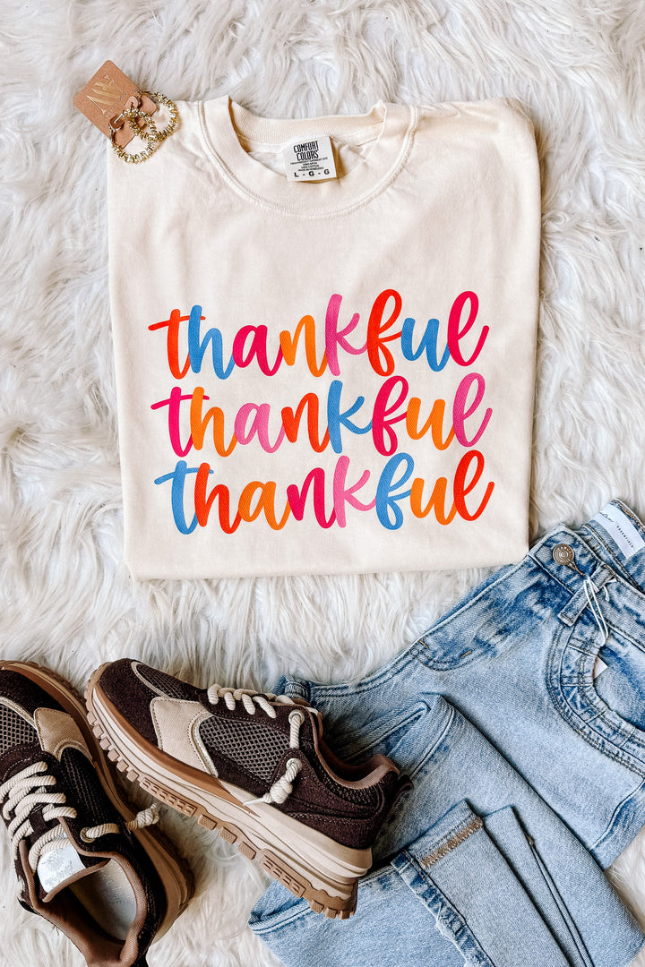 Colorful Thankful x3 Graphic Tee - Ivory