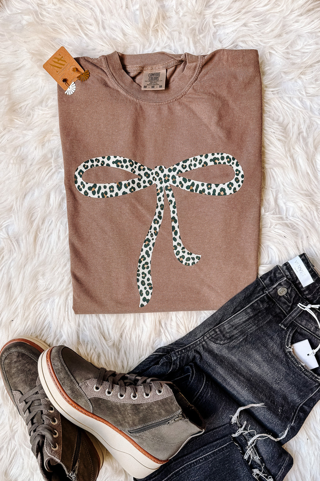 Leopard Ribbon Graphic Tee - Espresso