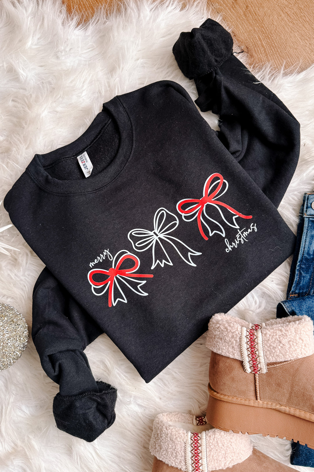 Merry Christmas Bow Trio Graphic Sweatshirt - Black