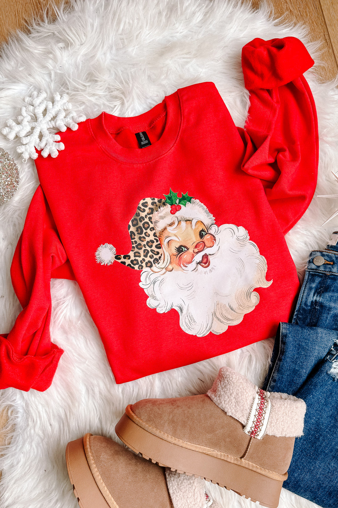 Leopard Retro Santa Graphic Sweatshirt - Red