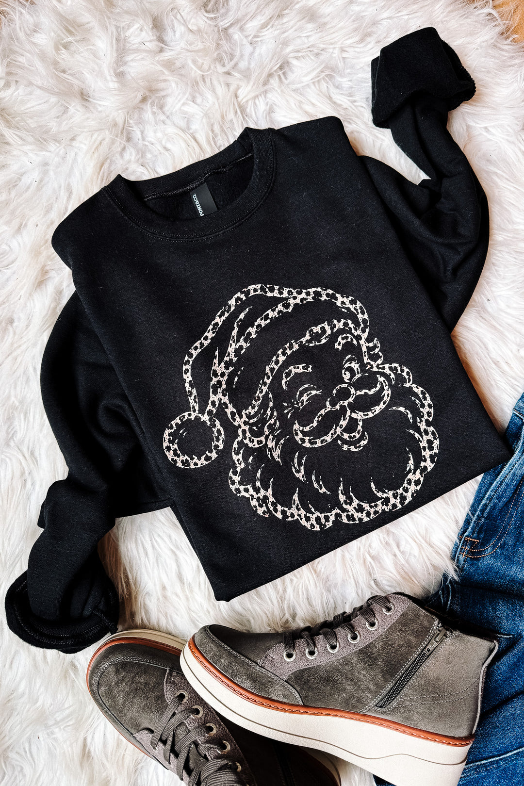 Leopard Santa Outline Graphic Sweatshirt - Black