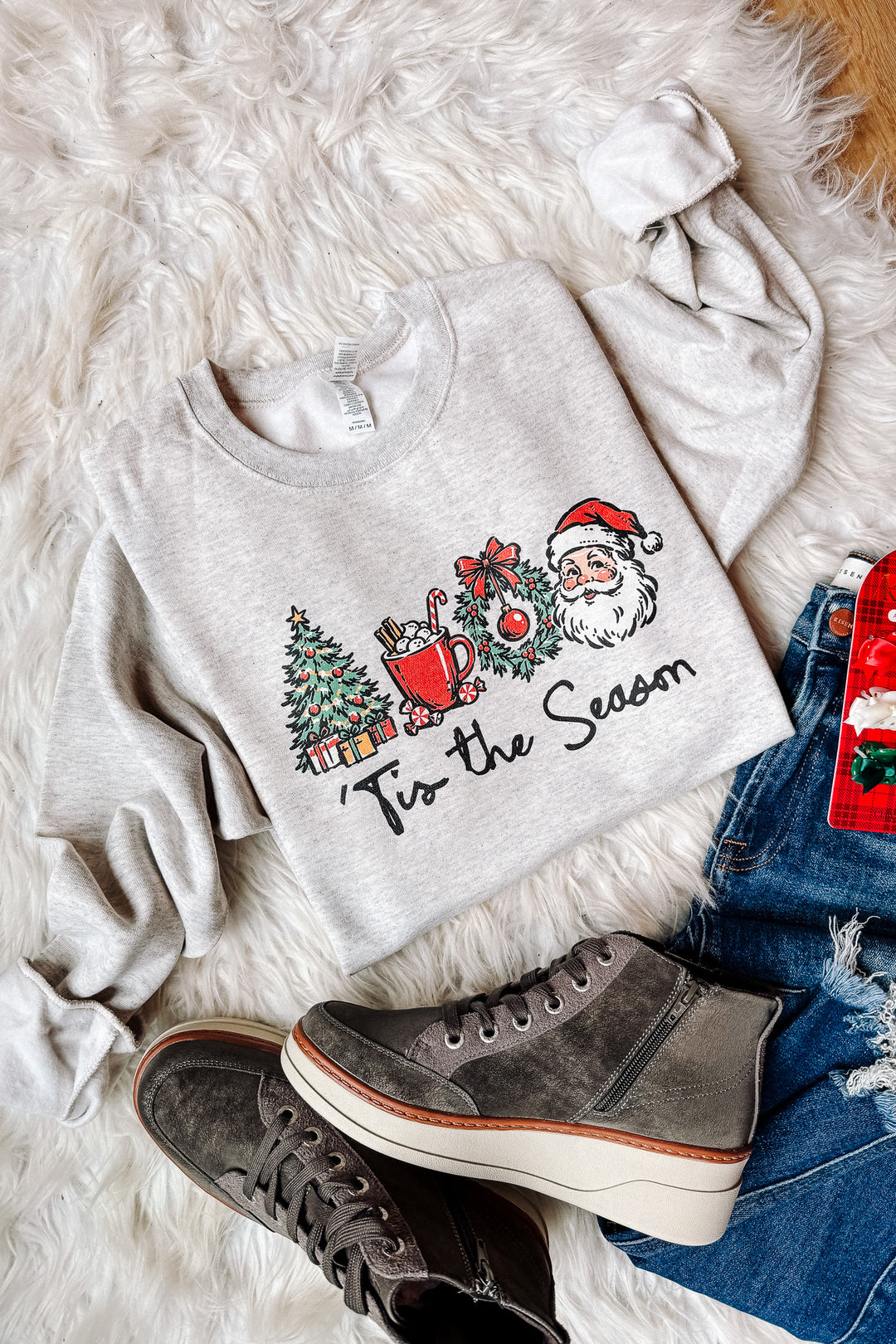 Retro 'Tis The Season Graphic Sweatshirt - Oatmeal Heather
