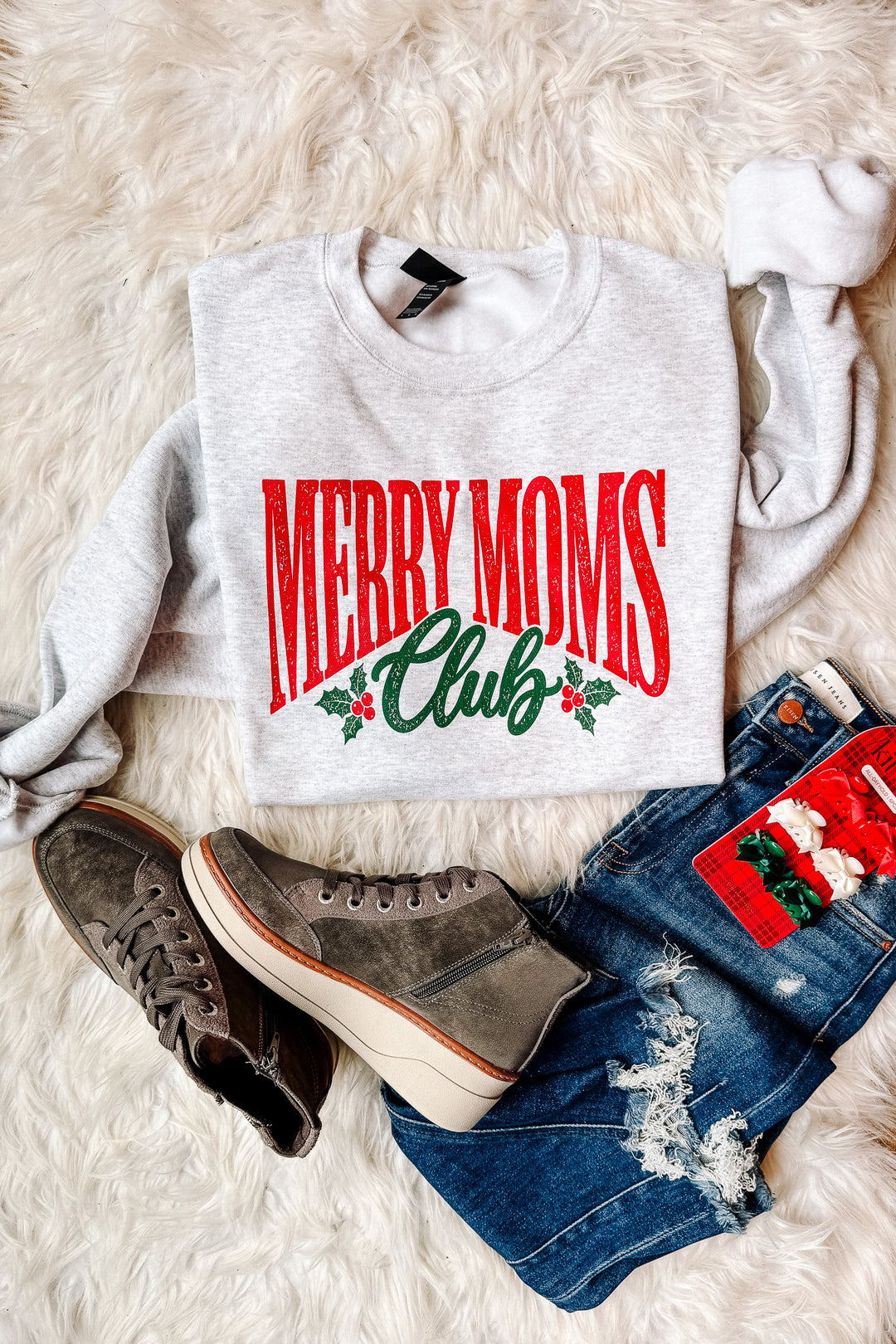 Merry Moms Club Graphic Sweatshirt - Ash Grey