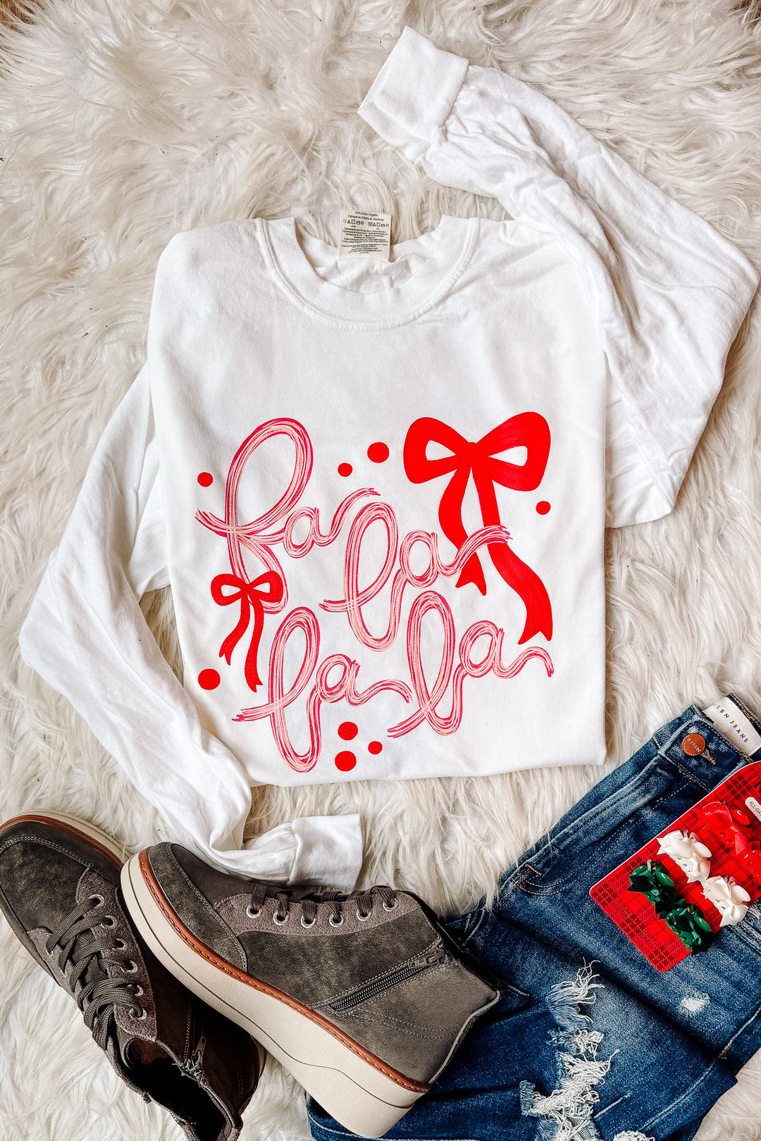 Red Ribbon Fa La La Graphic Long Sleeve - White