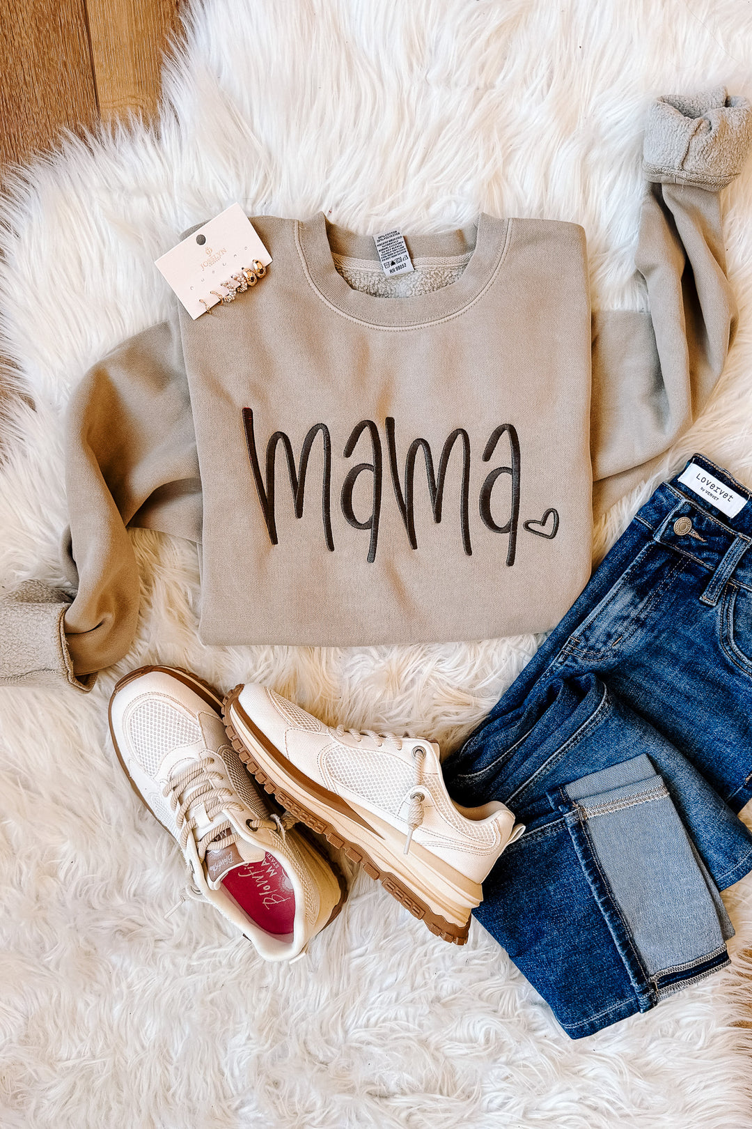 MAMA Heart Embroidered Sweatshirt - Cement