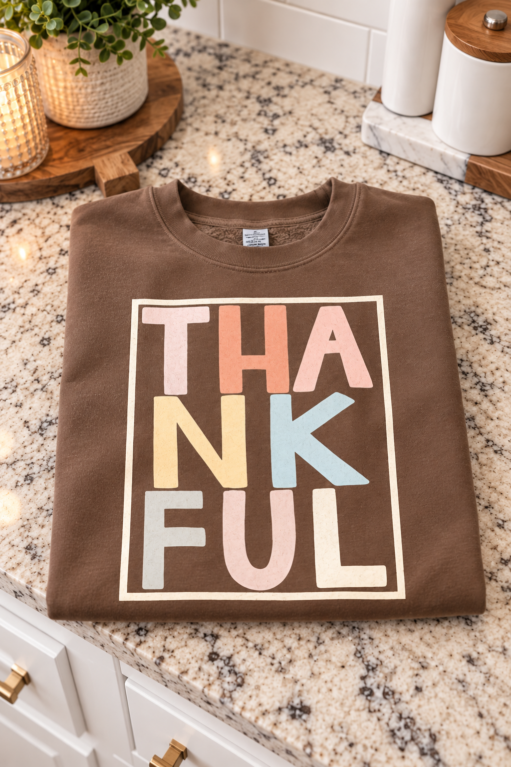 Pastel Thankful Crewneck Graphic Sweatshirt - Pigment Clay