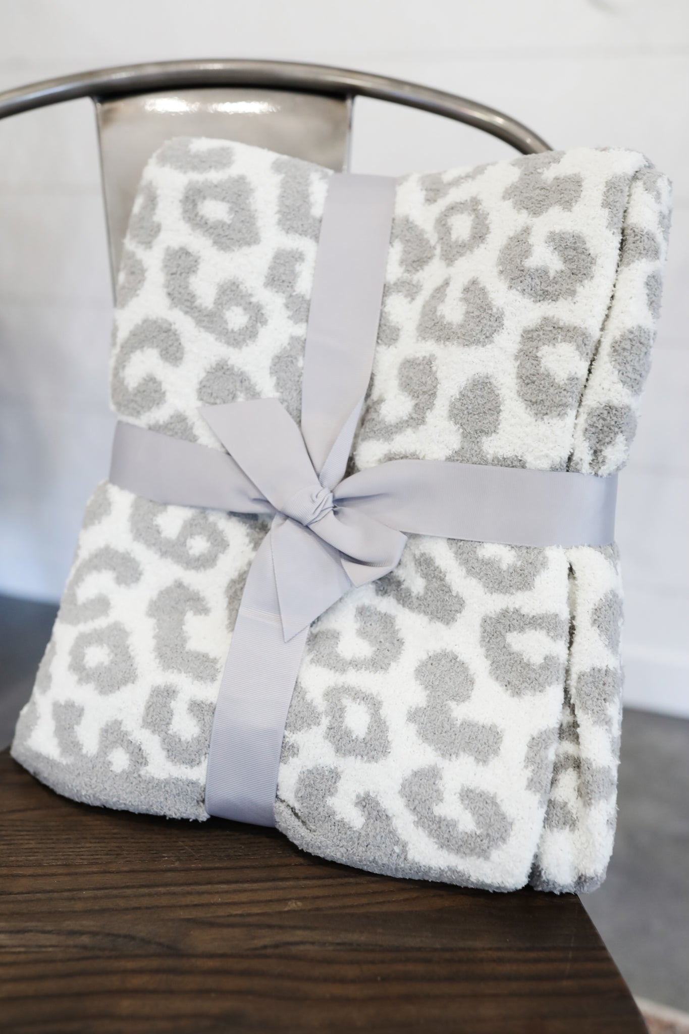 Leopard Comfy Luxe Blanket - Gray