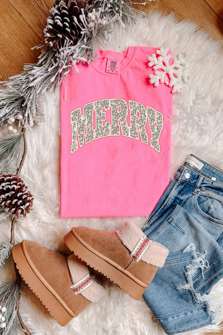 Leopard Merry Graphic Tee - Neon Pink