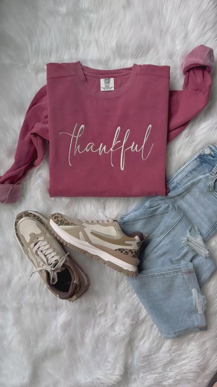 Thankful Embroidered Crewneck Sweatshirt - Crimson