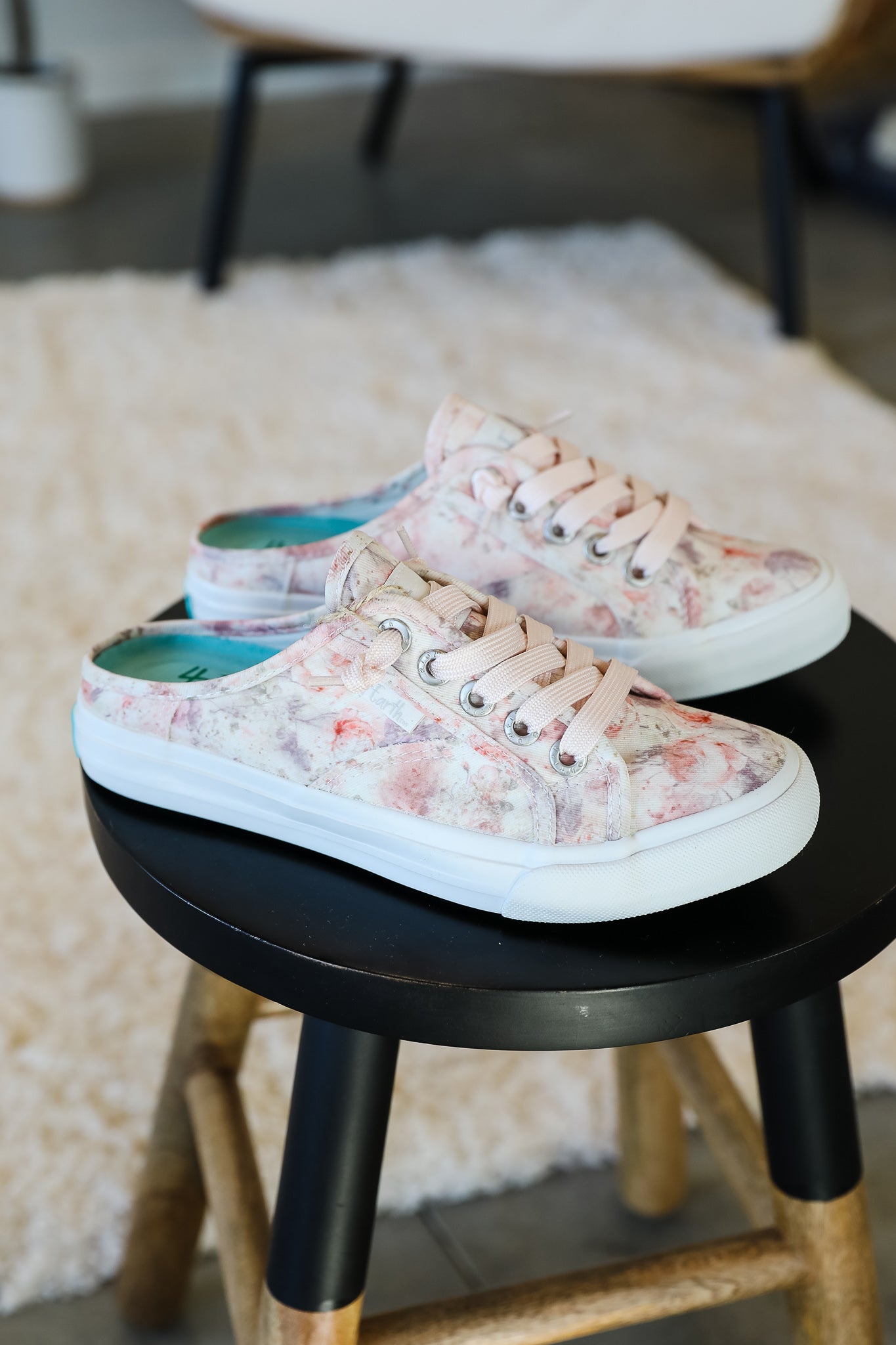 Moira 4Earth Slip On Sneaker - Floral